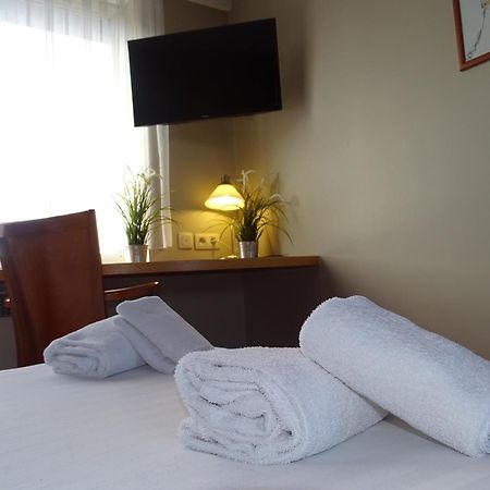 Sleep & Go Brussels Expo Hotel Wemmel Room photo